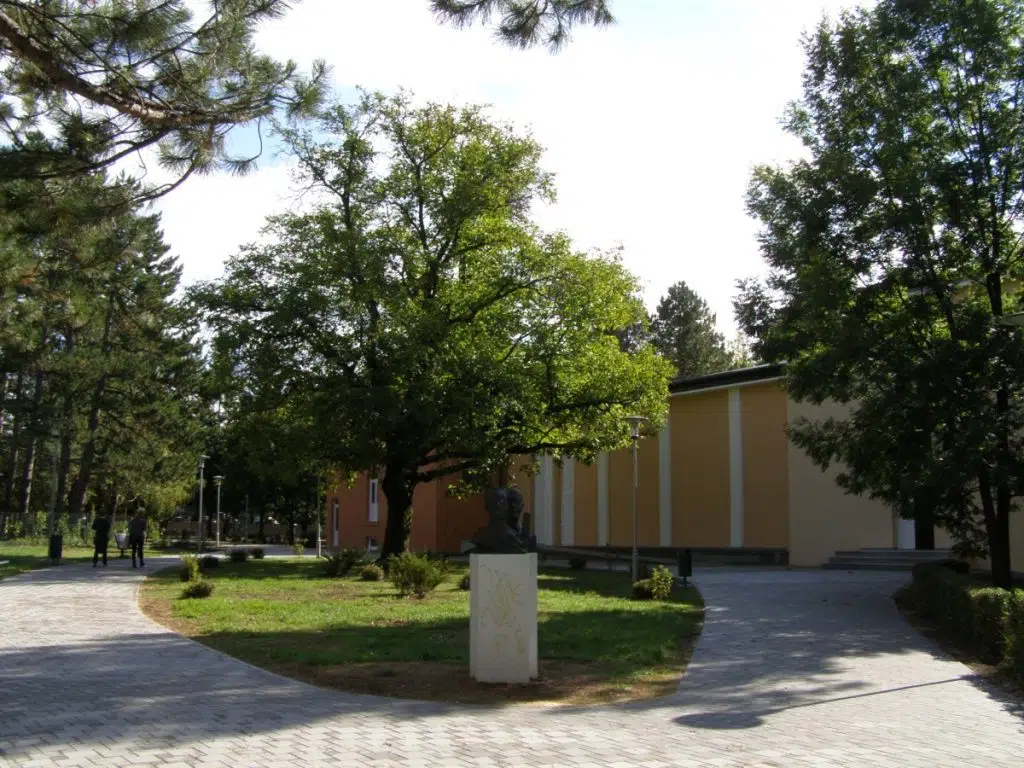Narodno sveučilište objavljuje javne pozive za dva edukacijska programa
