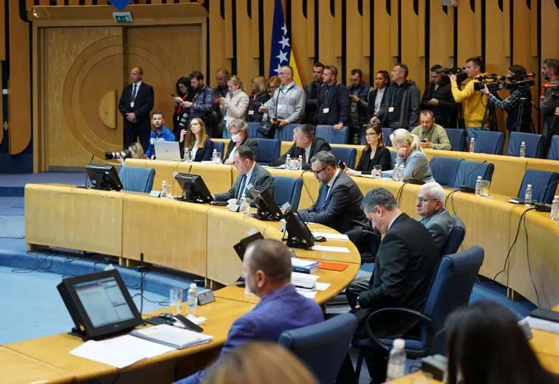 Danas hitna sjednica o ukidanju akciza na gorivo i PDV-u