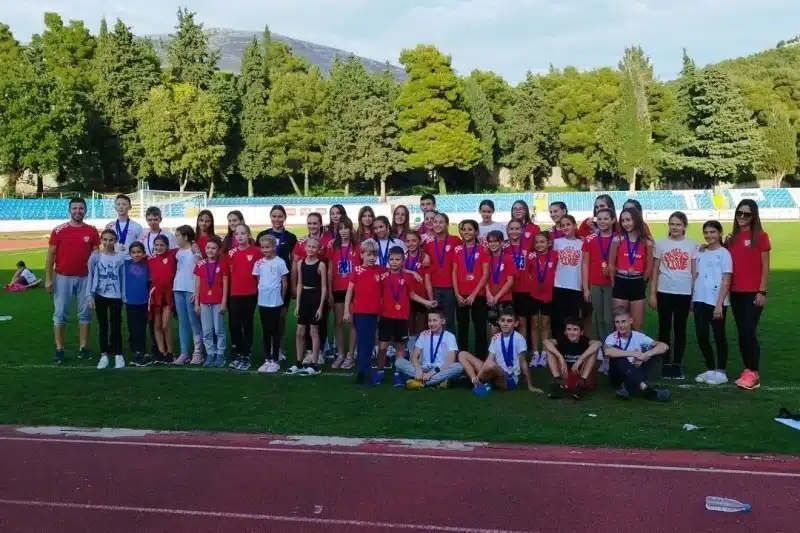 Mnoštvo novih medalja za AK Brotnjo u Atletskoj ligi Hercegovine