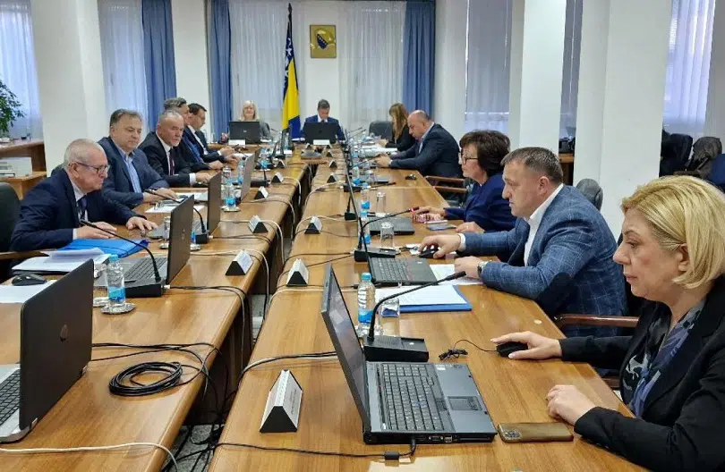 Ograničeno povećanje cijena opskrbe električnom energijom tijekom 2023. godine
