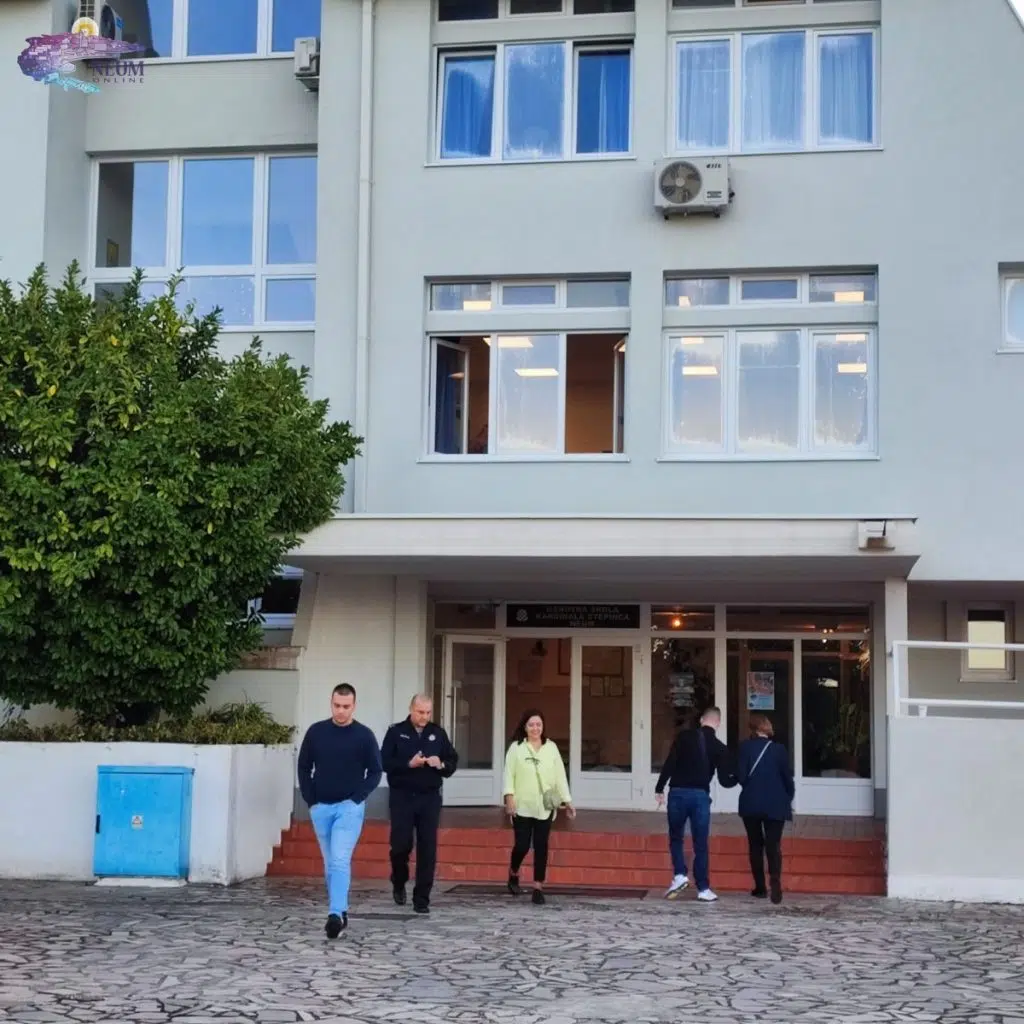 U Neumu 600 ljudi glasalo do 11 sati, glasanje protječe bez problema