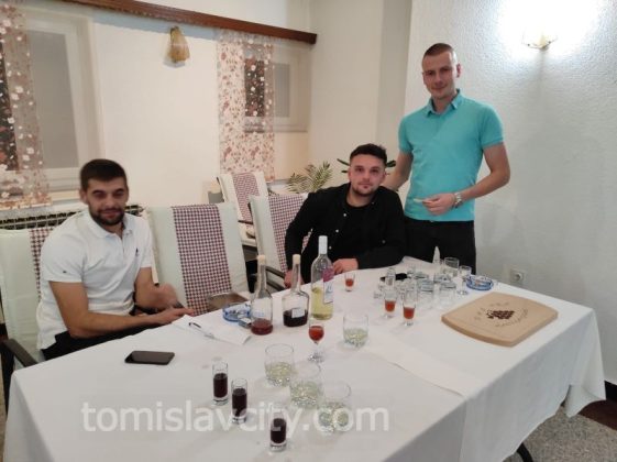 Martinje u Tomislavgradu: Krštenje mošta i okupljanje vinara (foto/video)