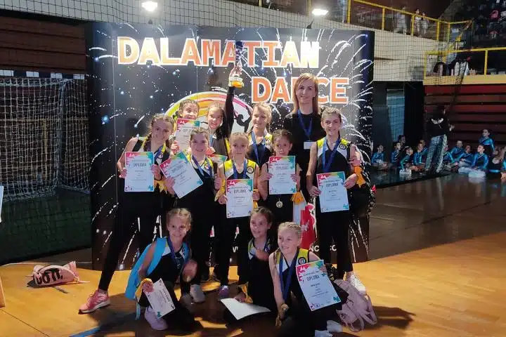 Prvo mjesto Hrvatskom cheerleading klubu Posušje na natjecanju u Splitu