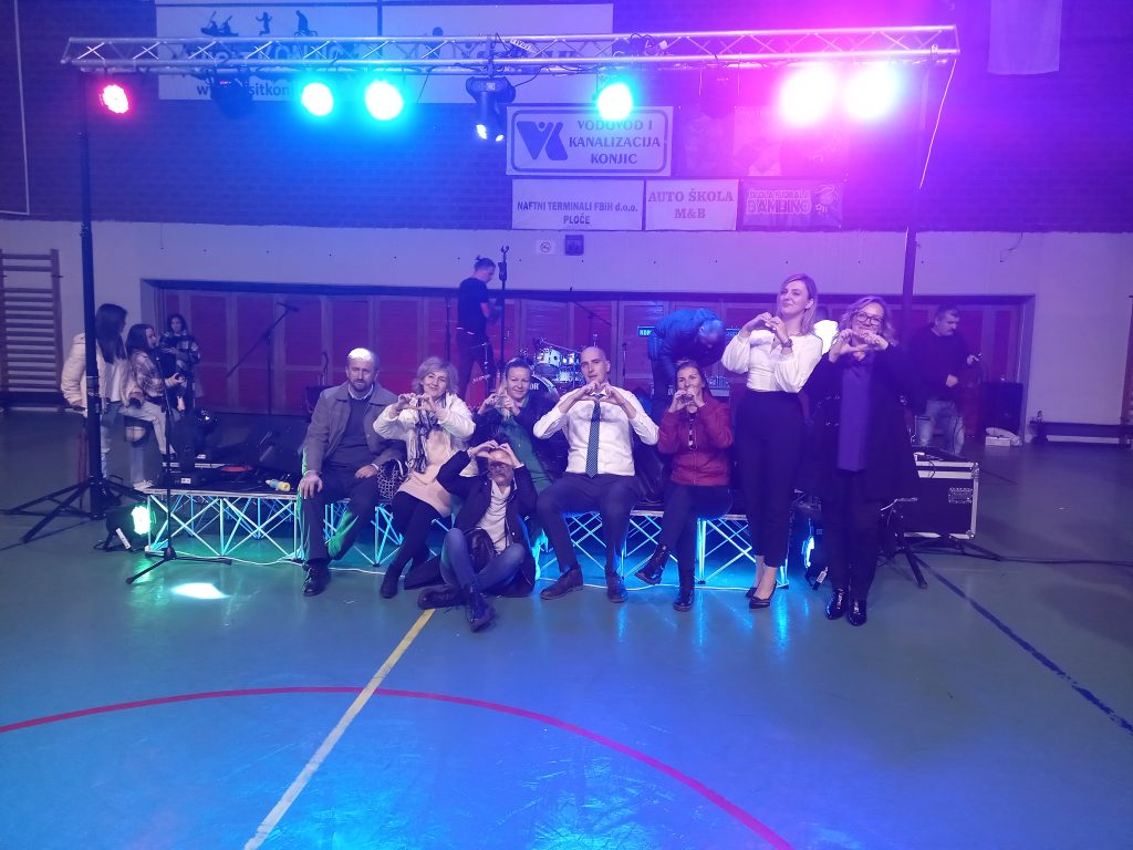 Konjic: Održan humanitarni koncert za Tijanu Redžić