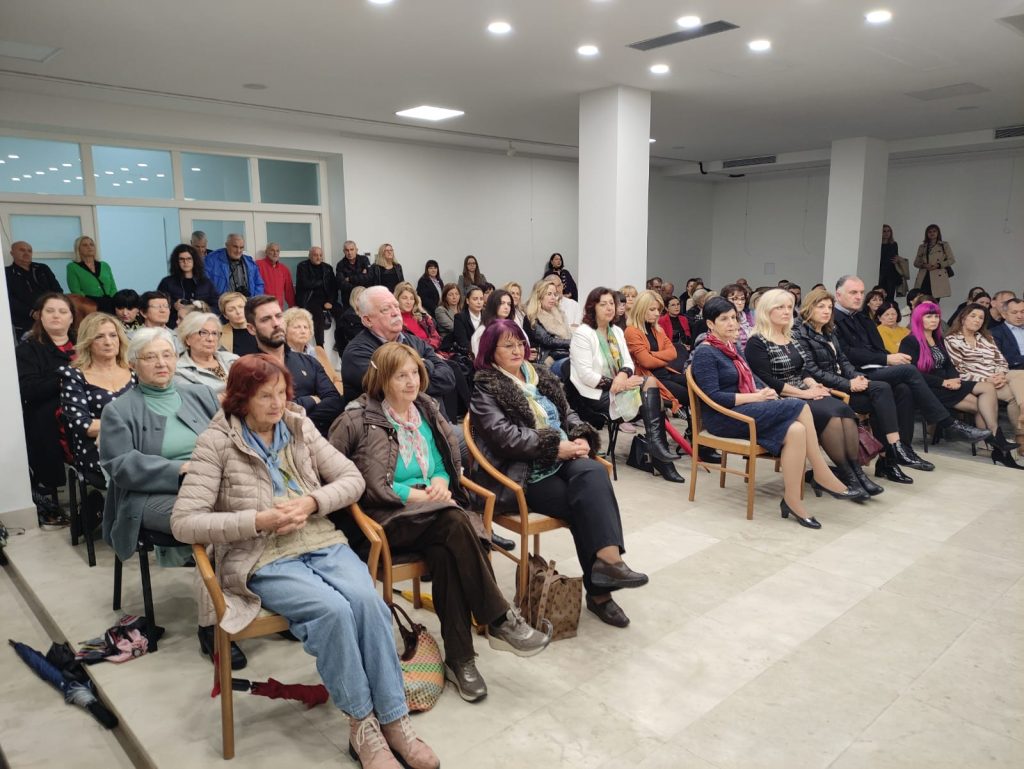 Književnice Marina Kljajo Radić i Anita Martinac priredile mostarskoj publici zanimljivu književnu večer