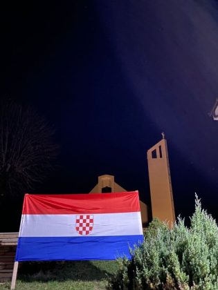 I u mojoj Bukovici Vukovar svijetli (foto/video)