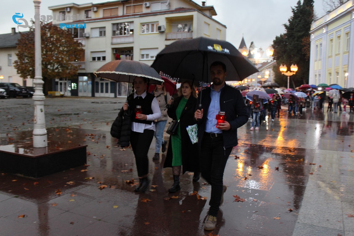FOTO | Kolonom sjećanja u Čapljini odana počast žrtvama Vukovara