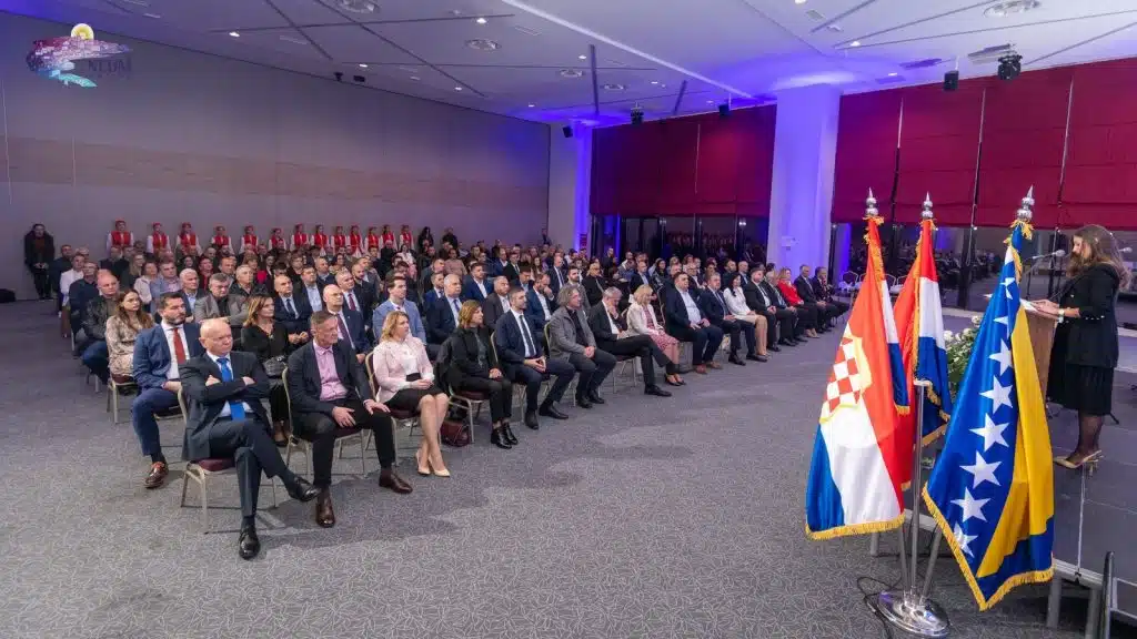 FOTO | Održana je Svečana sjednica Općinskog vijeća Neum i proslavljen Dan općine