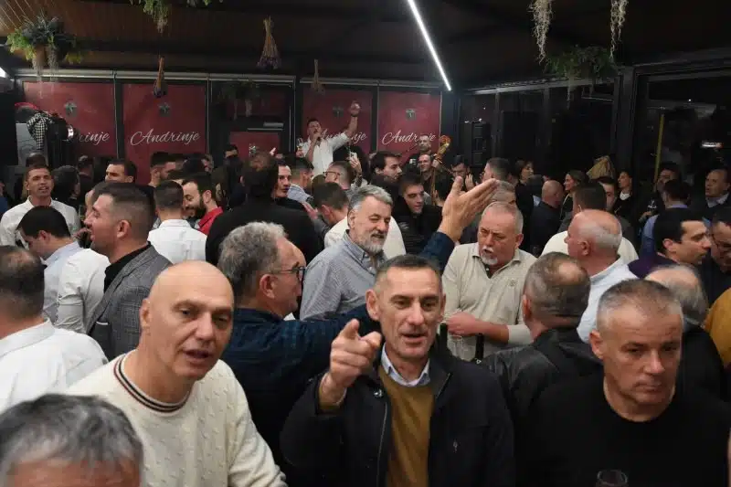U Podrumima Andrija održana tradicionalna manifestacije krštenja i kušanja mladog vina
