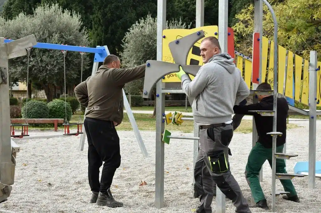 U tijeku pripremni radovi za adventske manifestacije u parku Zrinjevac