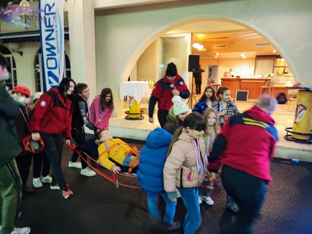 FOTO | Započeo 2. Lignjolov kup u Neumu: Održan “Family squid game” s bogatim programom