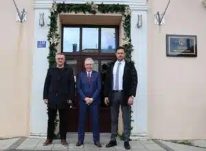 Veleposlanik Sjedinjenih Američkih Država u Bosni i Hercegovini,Nj.E.Michael J. Murphy boravio u nastupnom posjetu Općini Tomislavgrad i Hercegbosanskoj županiji