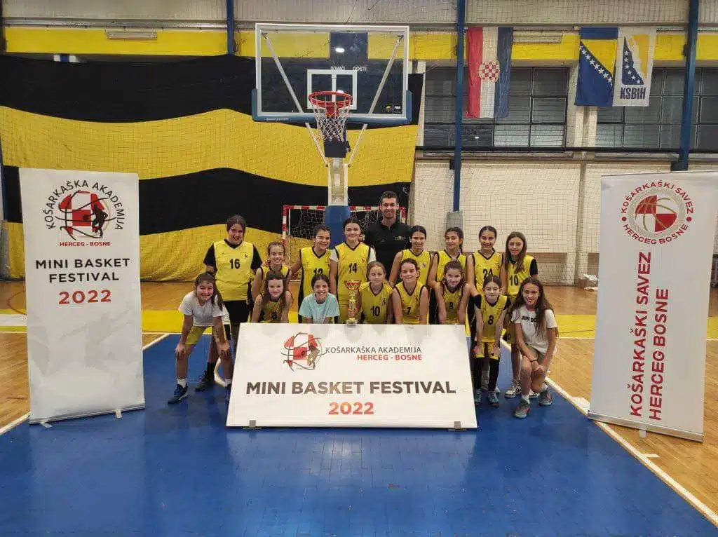 ŽKK Posušje prvo mjesto na Božićnom mini basket turniru