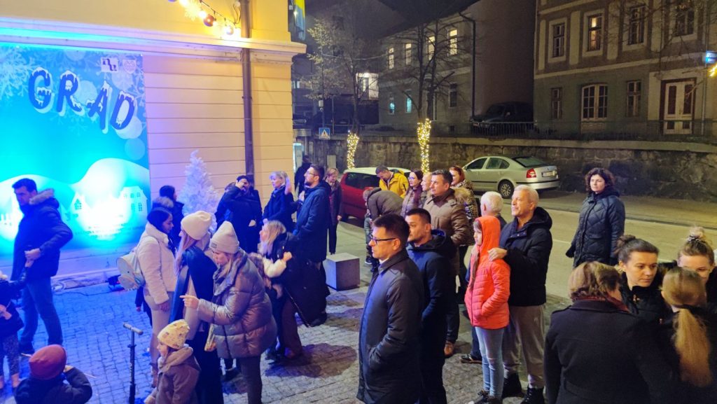 Večeras otvoren „Zimski grad Konjic 2022/23“
