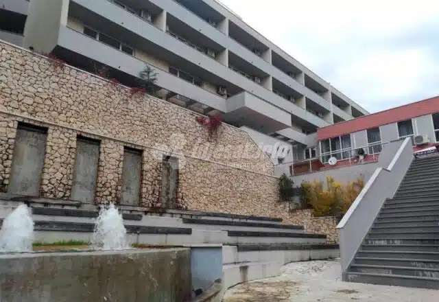 Mostar: Studentica pokušala izvršiti samoubojstvo u Studentskom centru | HIP.ba