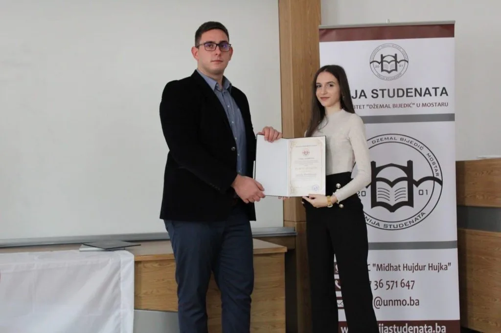Upriličena svečana dodjela Zlatnih plaketa Unije studenata – nagrađena 4 studenta iz Konjica
