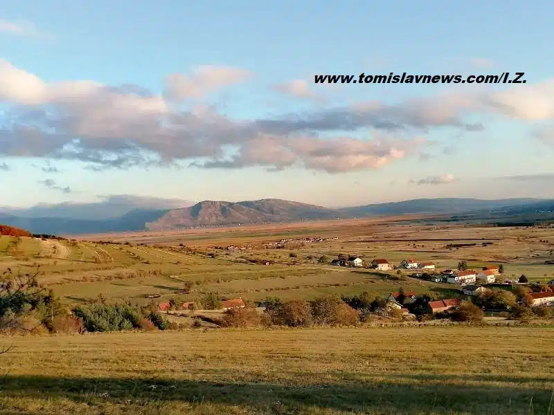 VIDEO: DOBRO vam razmjerno vedro novogodišnje, nedjeljno jutro iz Tomislavgrada, uz čestitku i zahvalu!