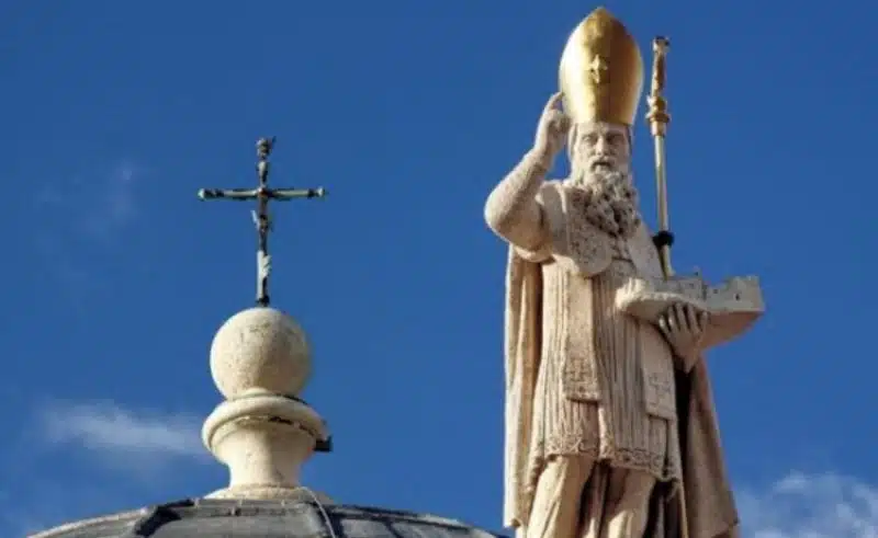 BLAGDAN je svetog Blaža (Vlahe), na svetim misama je obred grličanja. Molitva svetom Blažu!