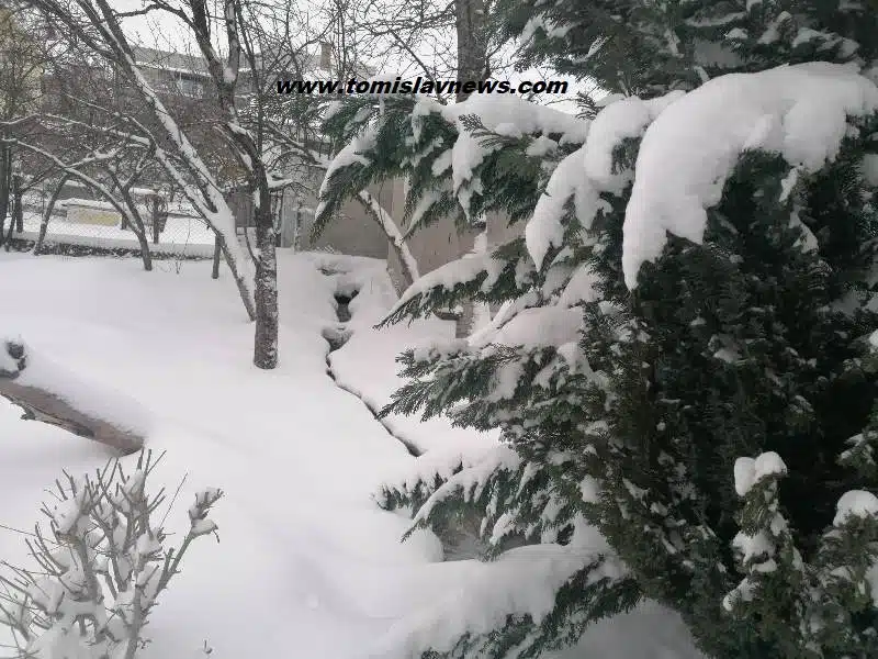 DOBRO vam oblačno, snježno i hladno jutro iz Tomislavgrada!