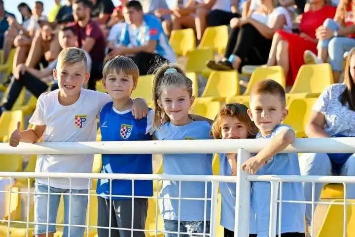 Povijesni projekt HŠK-a Posušje “Ostavi trag – za nove generacije”: U samo tjedan dana donirano preko 1000 kvadratnih metara trave!