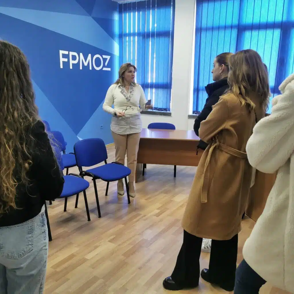 FOTO| Maturanti Srednje škole Neum posjetili Fakultet prirodoslovno-odgojnih i matematičkih znanosti u Mostaru