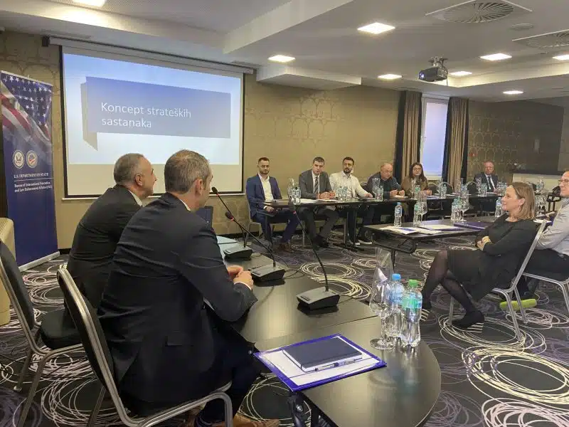 Ministar pravosuđa i uprave HBŽ-a i Šef tima za borbu protiv korupcije na prvom sastanku tijela za borbu protiv korupcije u BiH