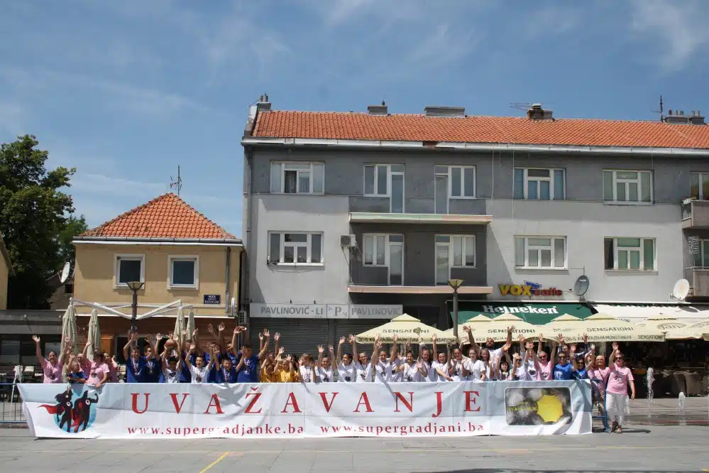 Koalicija ‘Uvažavanje’: Tražimo od nadležnih da otkriju tko je pucao iz vatrenog oružja ispred džamije