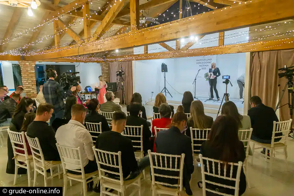 FOTO: U Grudama izabran “Najpoželjniji Hercegovac neženja”