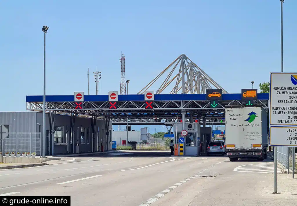 Na 42 Granična prijelaza 212 kamera očitava registracijske pločice