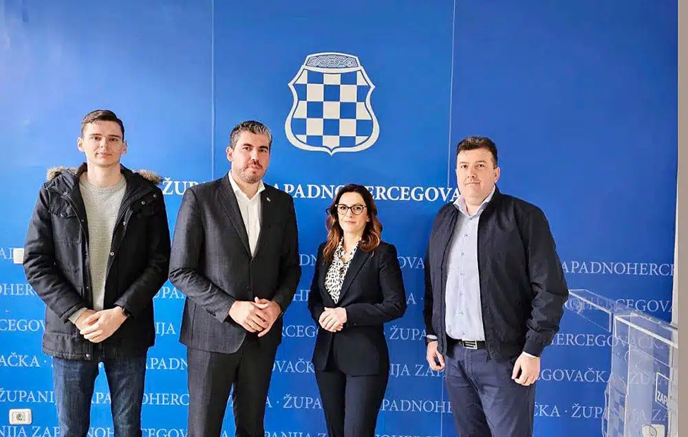 ŽZH: Elektronički upisi u škole omogućit će transparentnost procesa