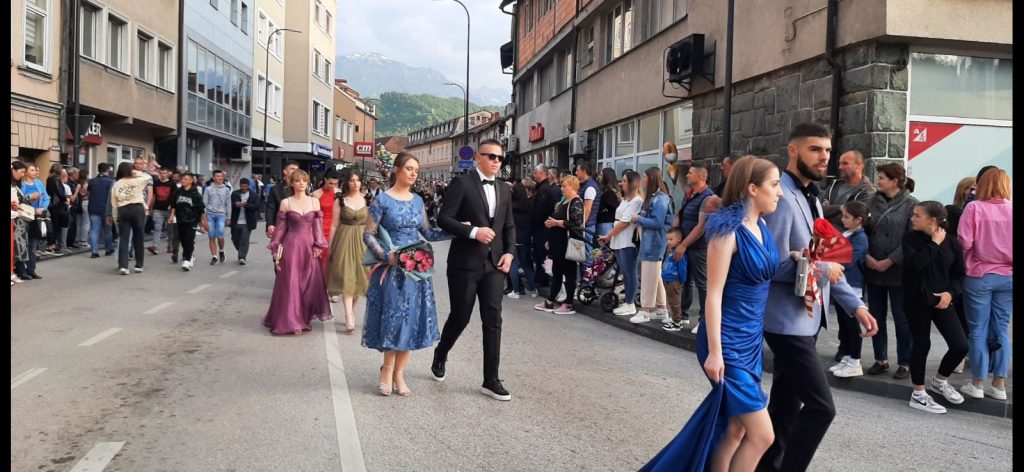 Konjičani ispratili još jednu generaciju maturanata Konjičani ispratili još jednu generaciju maturanata