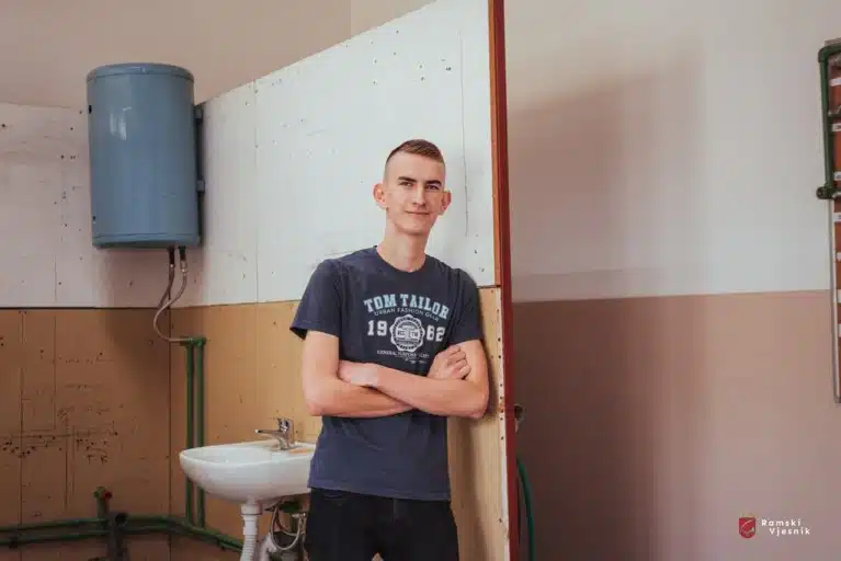 SREDNJA ŠKOLA PROZOR: Ante Stojanović učenik generacije trogodišnjih zanimanja