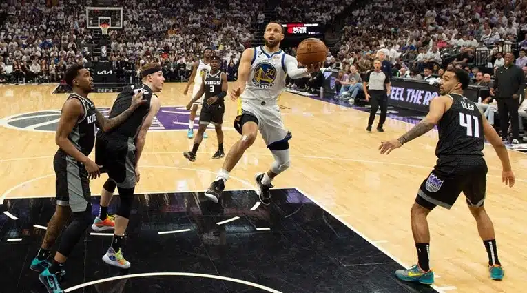 CURRY ODIGRAO NAJEFIKASNIJU MAJSTORICU U HISTORIJI ZA PROLAZAK PRVAKA: SLIJEDI SUDAR S LEBRONOM