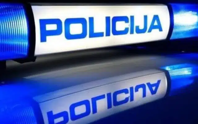 UDRUŽIO SE SA SESTROM I KRENUO NA BRATA! Užas radi imovine u Makarskoj, vadilo se oružje: Obitelj zakrvila, ‘rekli su mu da ima dva dana’ | HIP.ba
