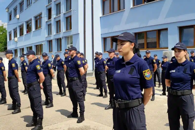 MUP HBŽ: 44 mlada policajca dala svečanu prisegu