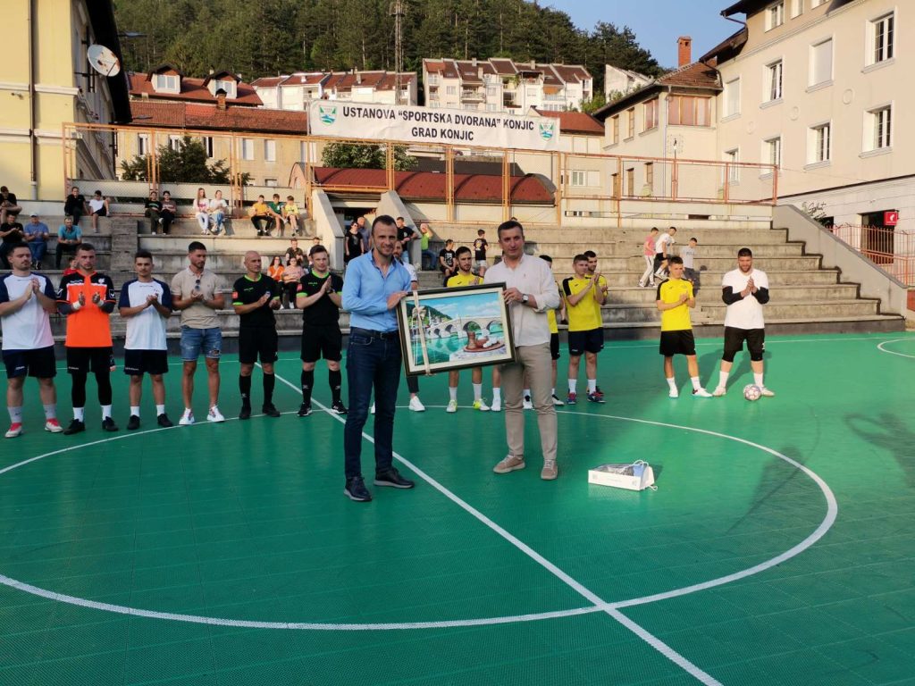 Konjic: Večeras počeo malonogometni turnir "Tri kornera penal"