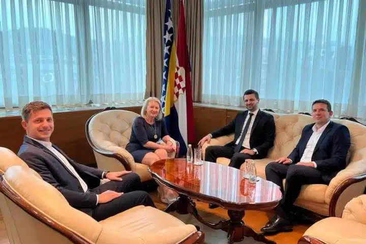 Vijeće ministara BiH i Vlada RH: Započeti sve potrebne pripremne aktivnosti za rekonstrukciju ceste Posušje – Aržano