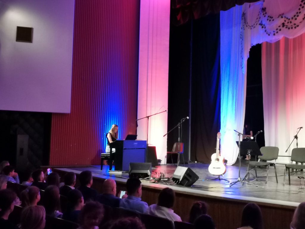 Večeras održan koncert maturanata Osnovne muzičke škole s pravom javnosti "Rezonanca" klasa 2023 Večeras održan koncert maturanata Osnovne muzičke škole s pravom javnosti "Rezonanca" klasa 2023