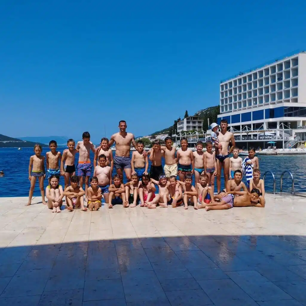 HNK Neum: Kupanje, druženje i vožnja brodom za završetak sezone najmlađih