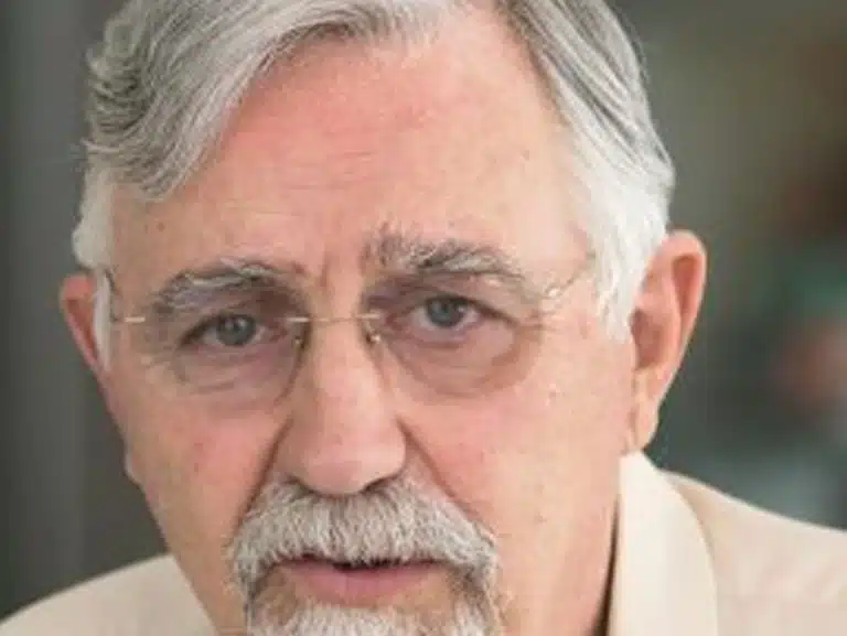 Preminuo Inoslav Bešker
