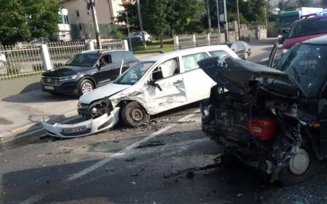 Nakon prometne nesreće u Mostaru: Čeverogodišnjak i njegova godinu mlađa sestra ostali bez majke | HIP.ba