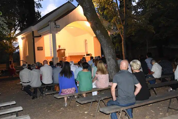 Susreti pod hrastom: Tradicionalna manifestacija posvećena nedavno preminulom maestru