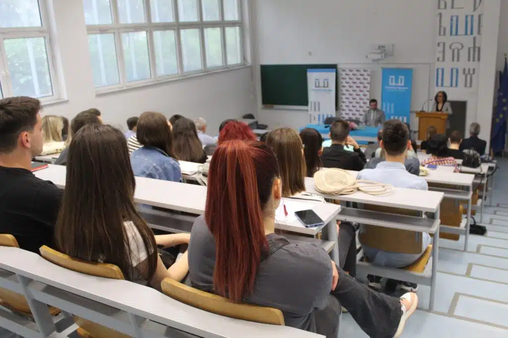 Veleposlanica Španjolske u BiH Nj. E. Maríe Terese Lizaranzu Perinat održala predavanje o diplomatskim odnosima BiH sa Španjolskom