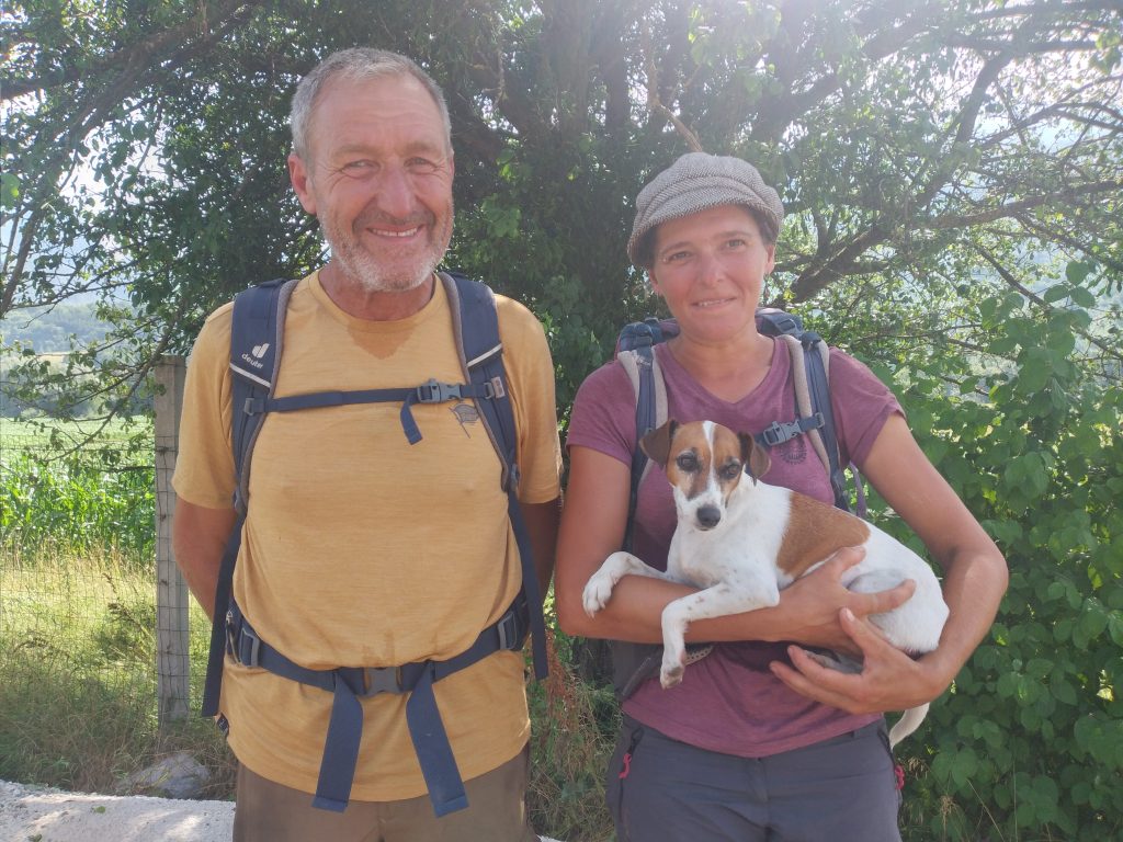 Nomadi Cindy i Michael sa magarcima putuju Evropom: Stigli i do Konjica