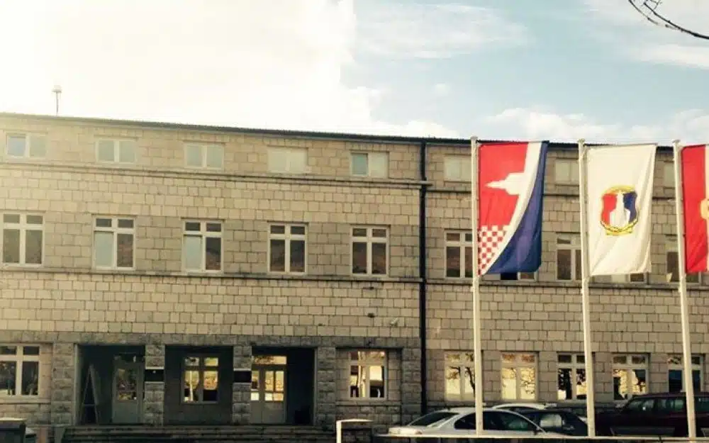 Dan Općine Posušje: Otvaranje spomenika velikanima, dodjela stipendije i književne nagrade