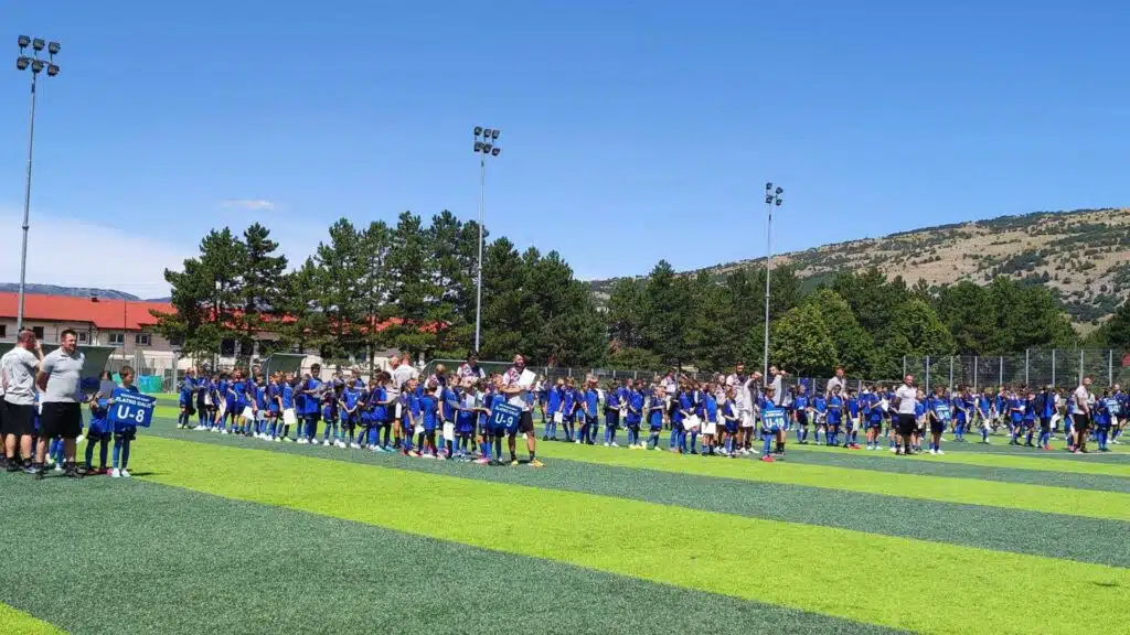 Uz Dalića, za oboljelu djecu HBŽ-a i Boban, Šuker, Mandžo, Vrsaljko, Olić…, ali i Mate Bulić, Tiho Orlić…