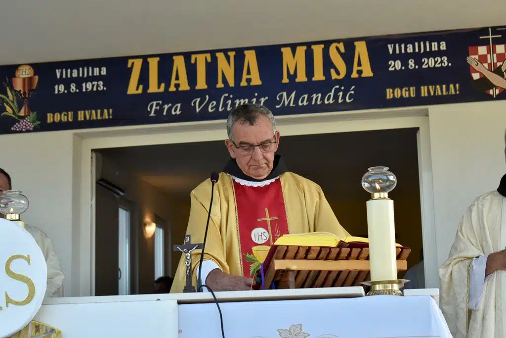 Zlatna misa fra Velimira Mandića