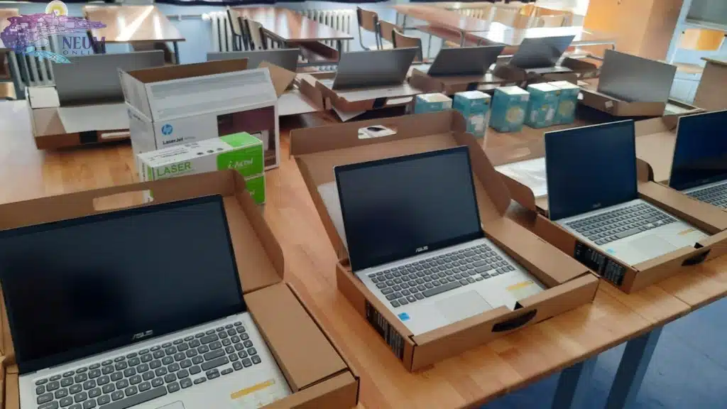FOTO: Osnovna škola Kardinala Stepinca dobila vrijednu informatičku opremu