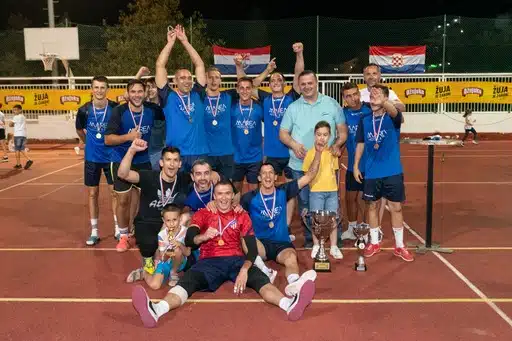 FOTO/ VIDEO | Stara mjesna zajednica pobjednik Lige Mjesnih zajednica općine Neum