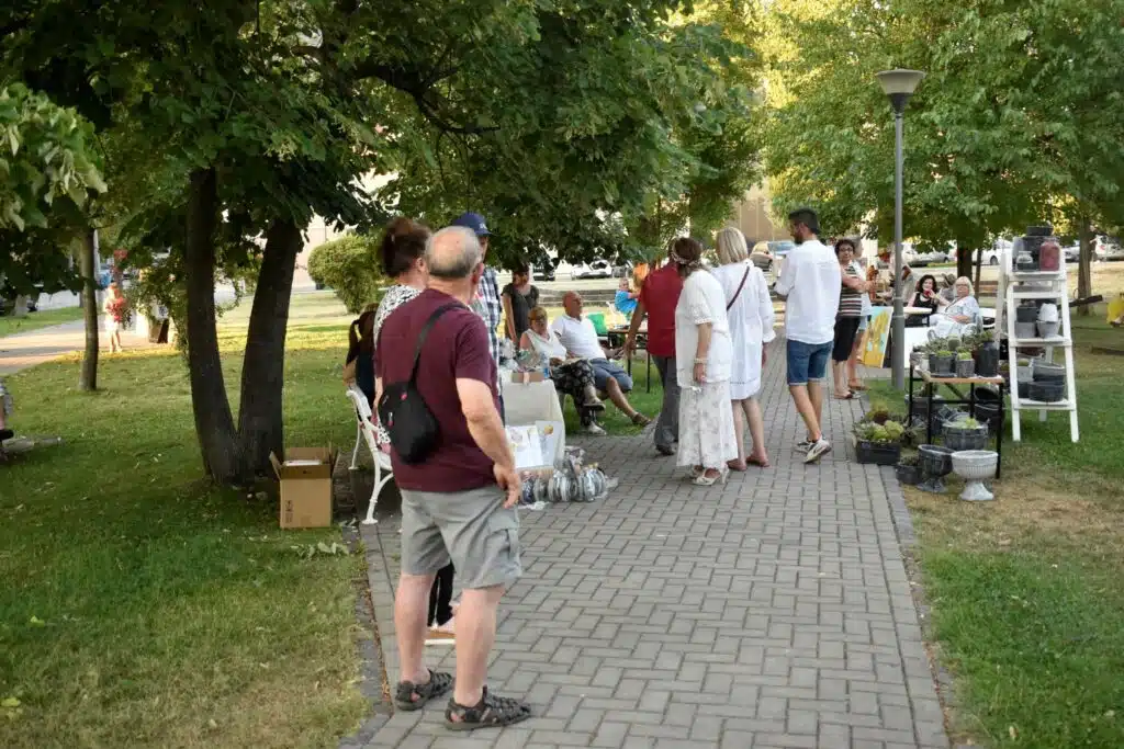Ljubuški:Javni poziv za sudjelovanje na izložbi rukotvorina